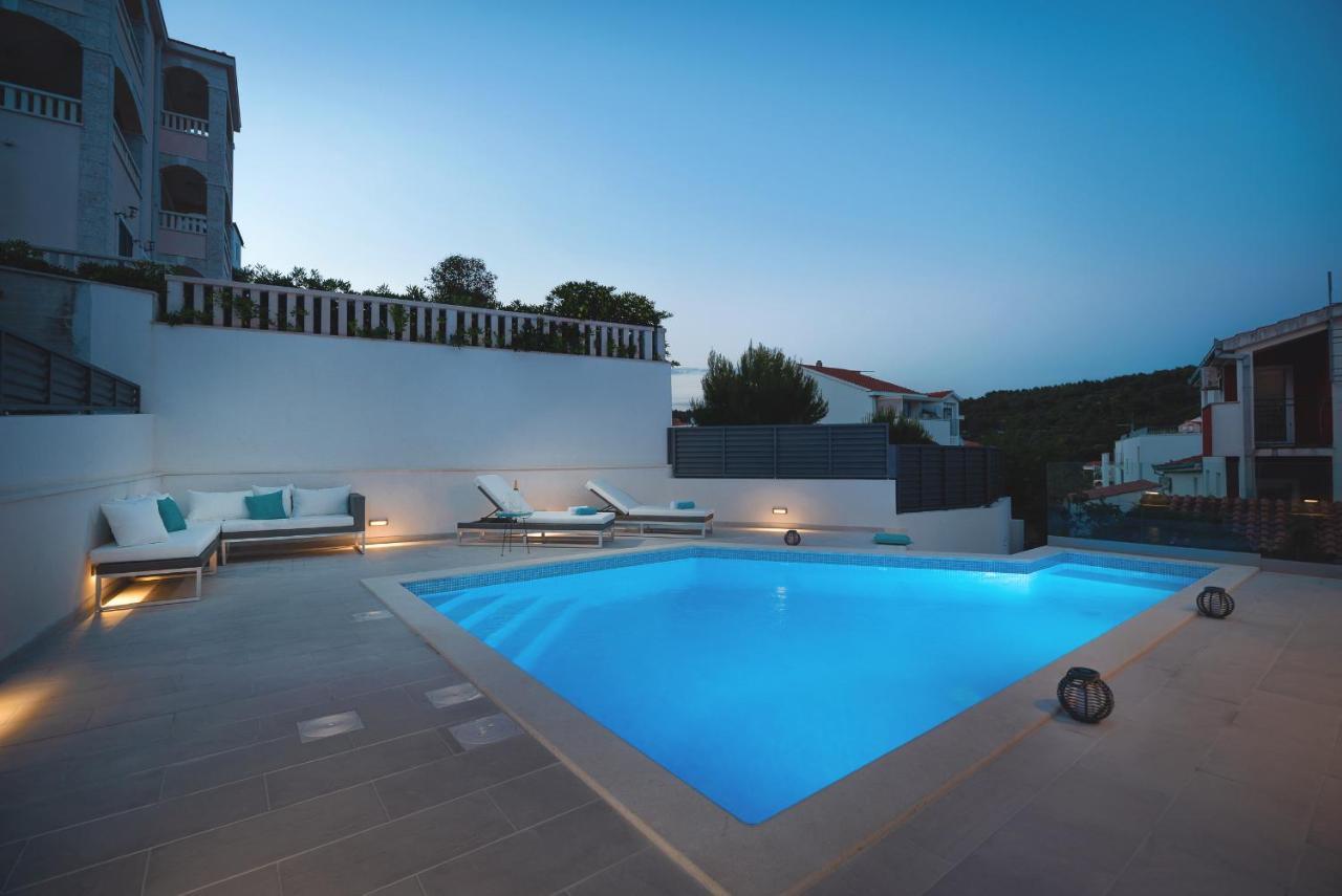 Villa Miholina - With Heated Swimming Pool Trogir Exteriör bild