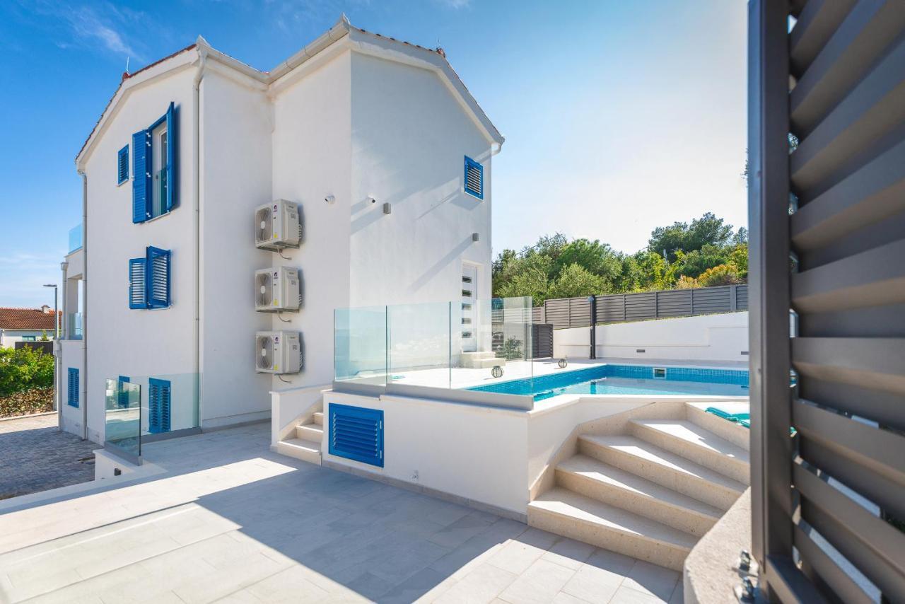 Villa Miholina - With Heated Swimming Pool Trogir Exteriör bild